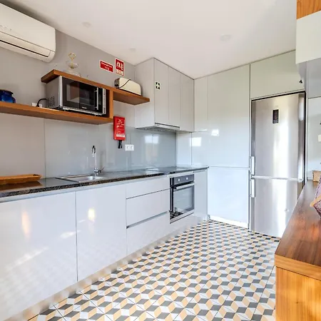 Norton Matos - T2 In The Heart Of By House And People Apartment Braga
