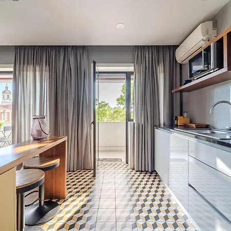 Norton Matos - T2 In The Heart Of By House And People Apartment