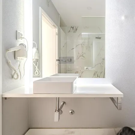 Norton Matos - T2 In The Heart Of By House And People Apartment Braga
