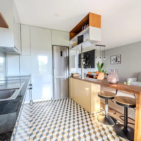 Apartment Norton Matos - T2 In The Heart Of By House And People Braga