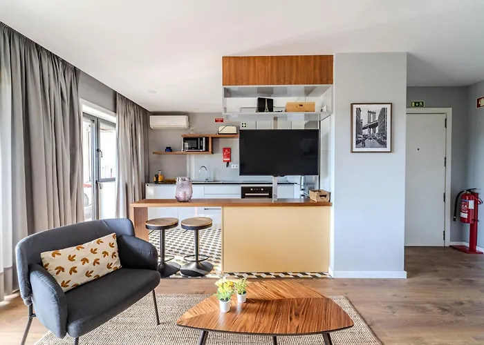 Norton Matos - T2 In The Heart Of By House And People * 布拉加