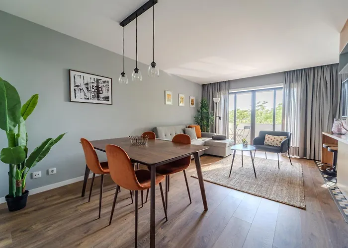 Norton Matos - T2 In The Heart Of By House And People Apartman *