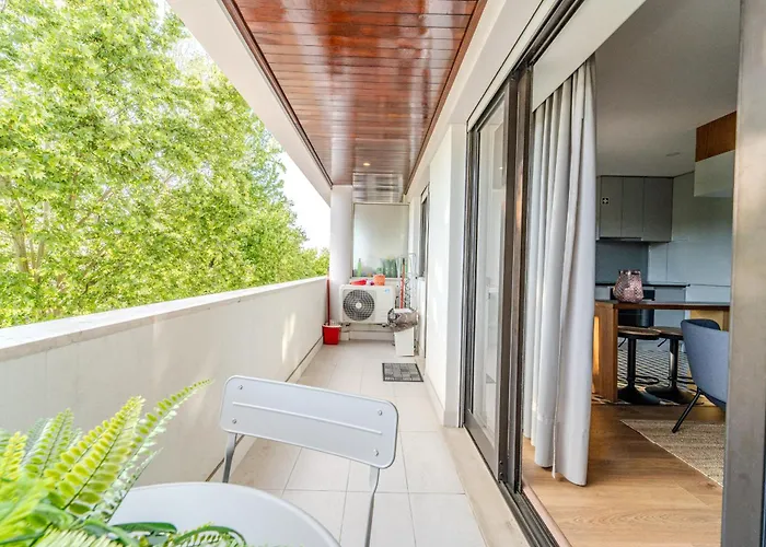 Norton Matos - T2 In The Heart Of By House And People 公寓 *